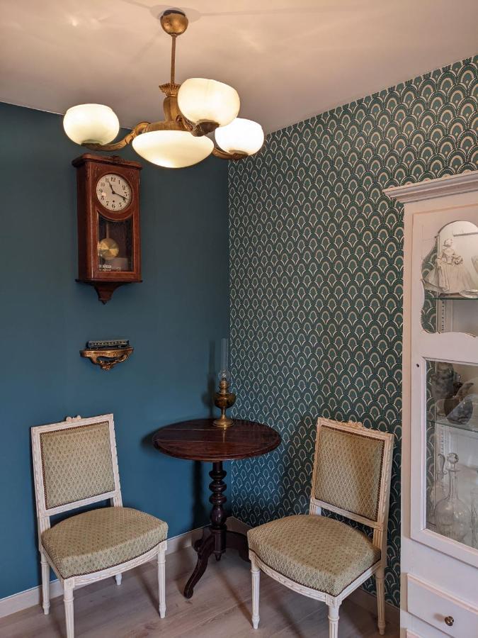 Suite Orient Express Dans L'Auberge Des Trains Mythiques Laniscat Bagian luar foto