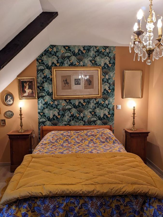 Suite Orient Express Dans L'Auberge Des Trains Mythiques Laniscat Bagian luar foto